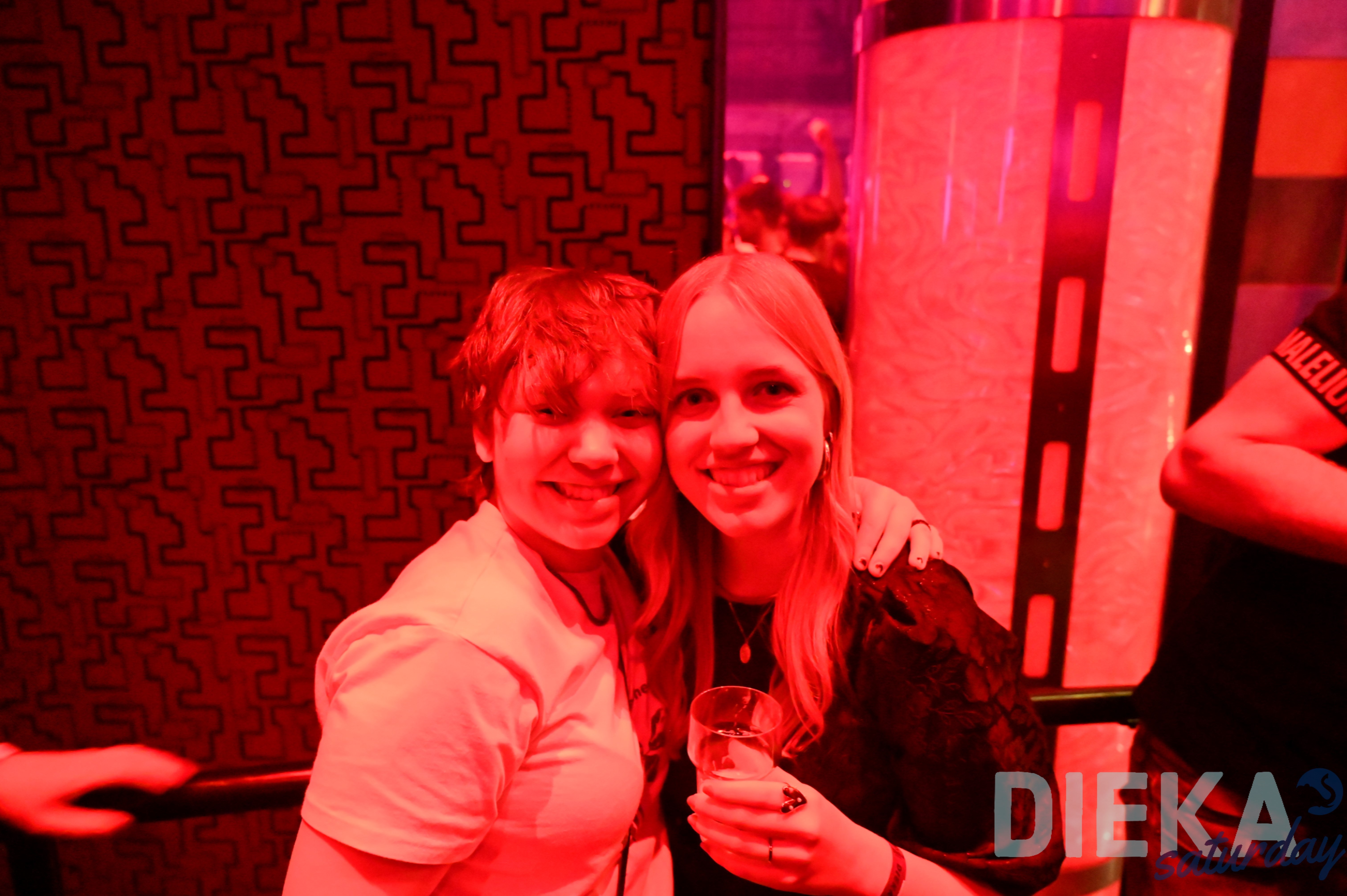 DSC 2043