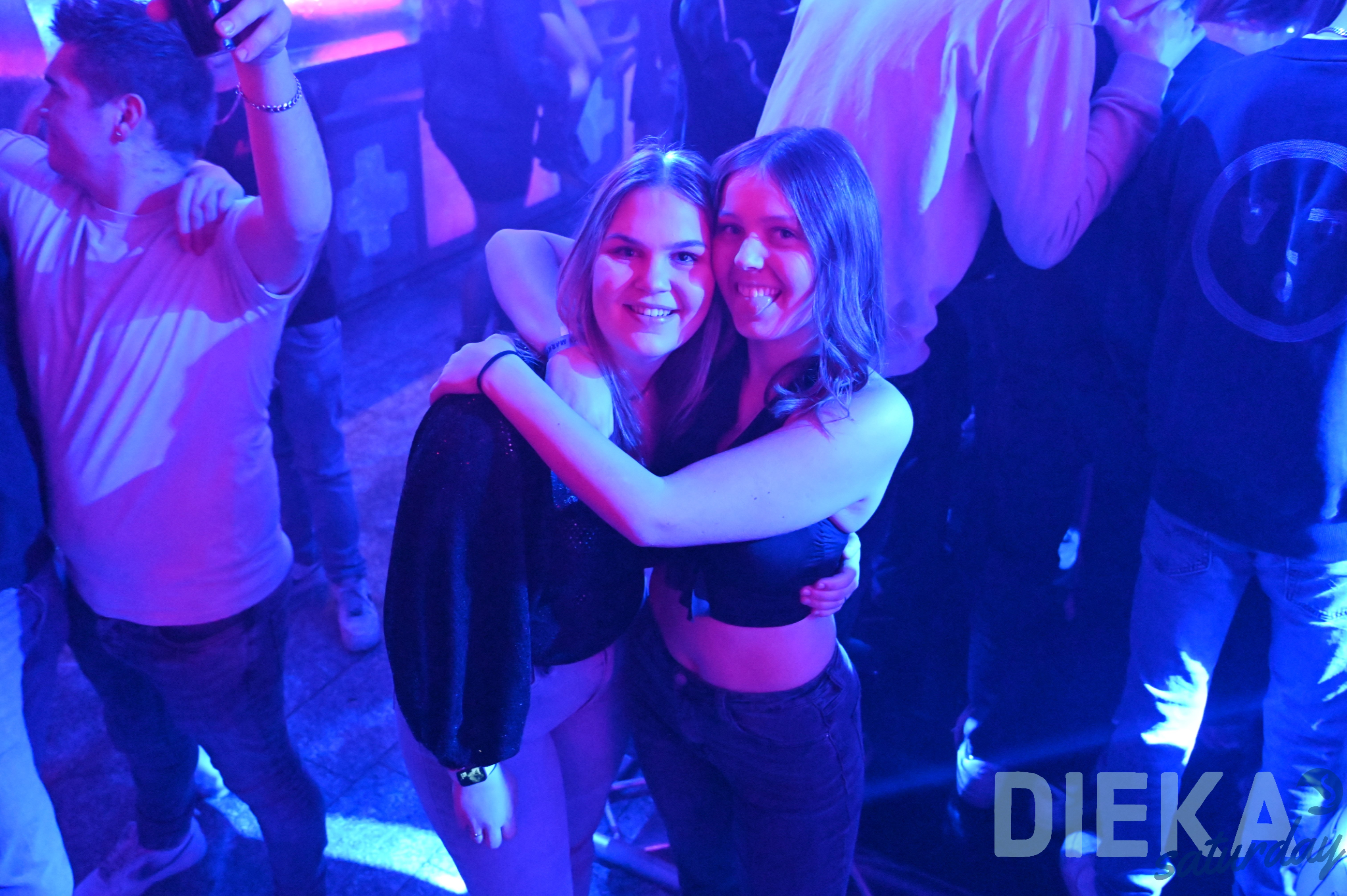 DSC 2053