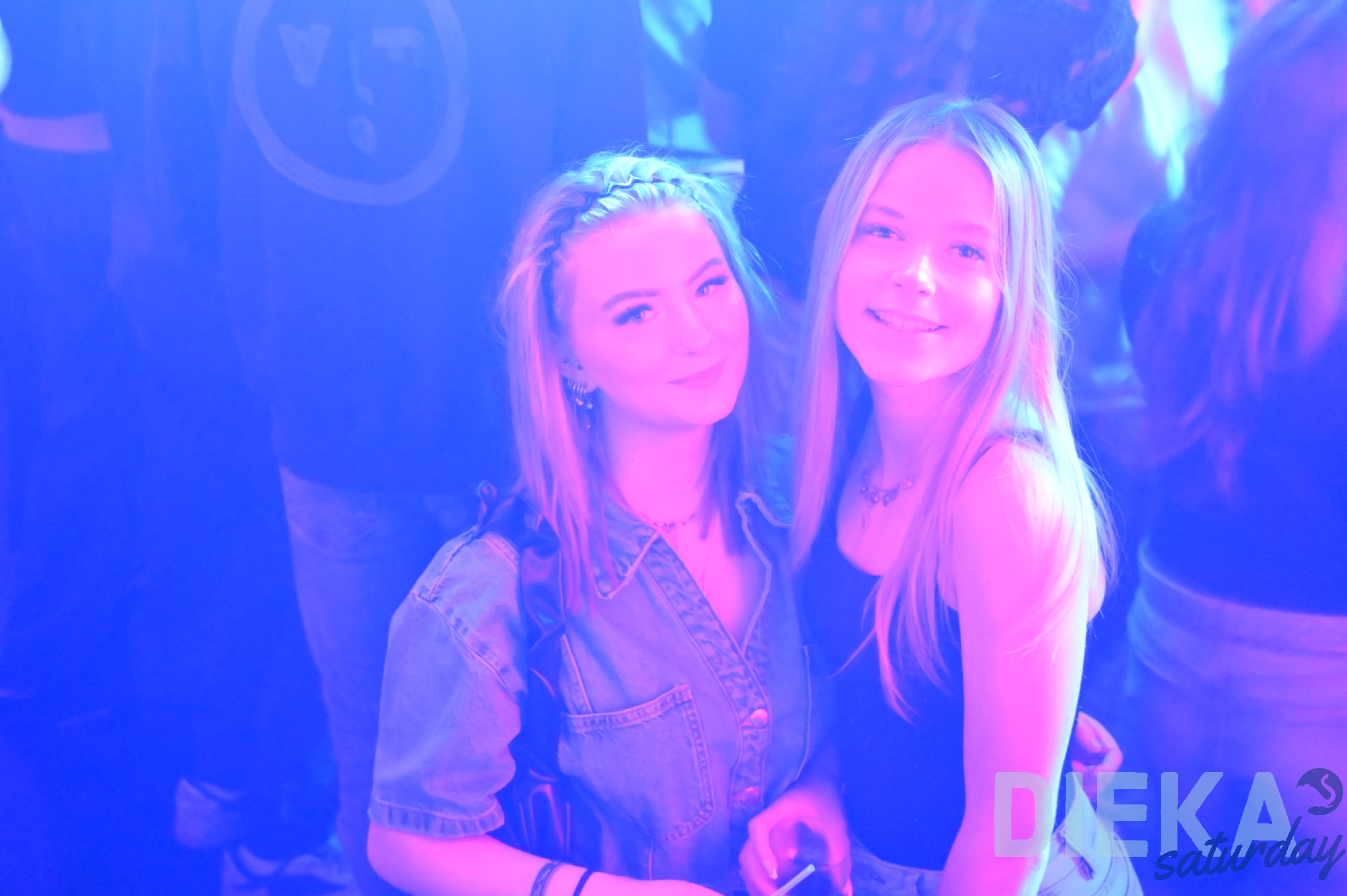 DSC 2055