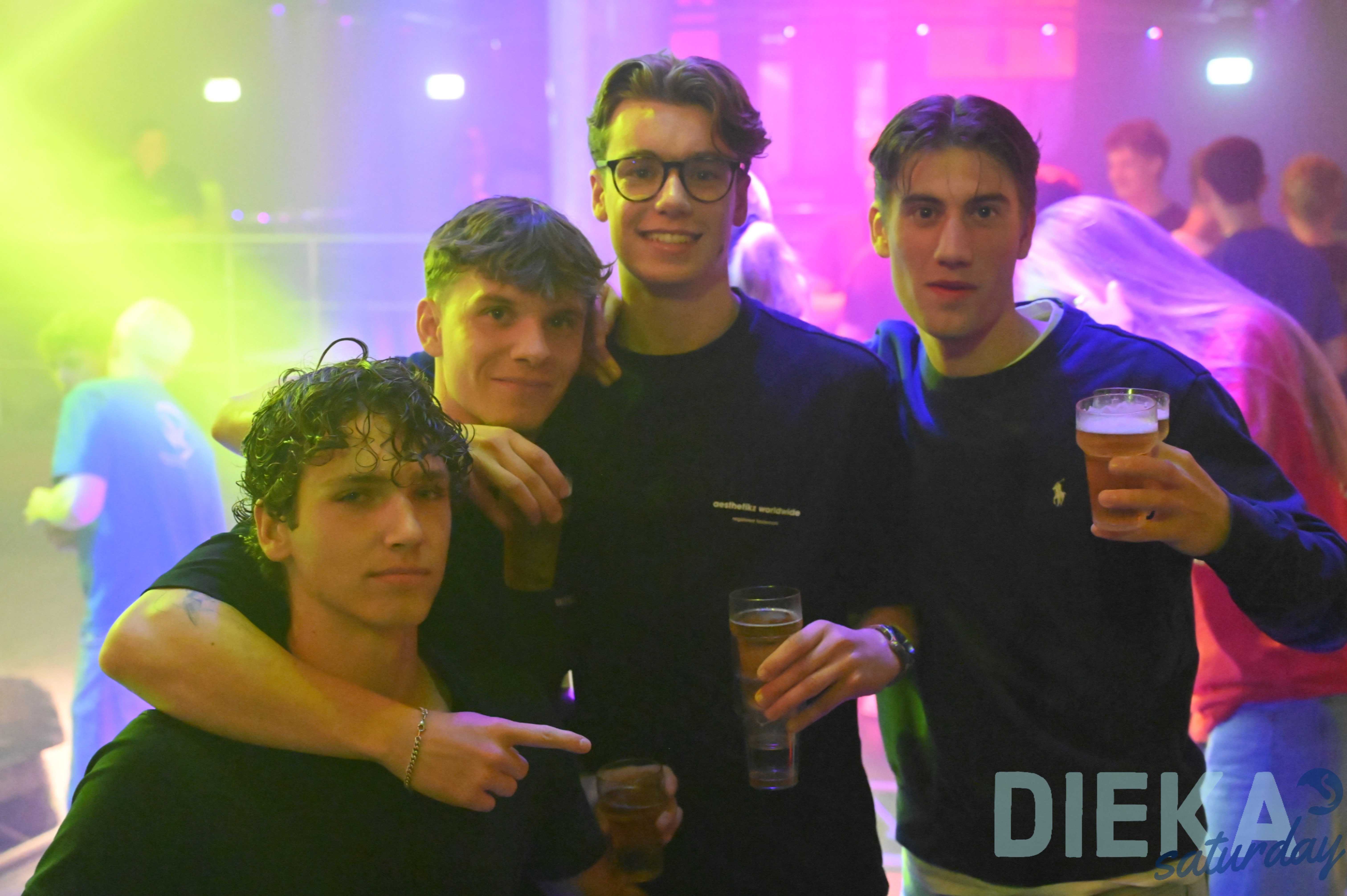 DSC 9850