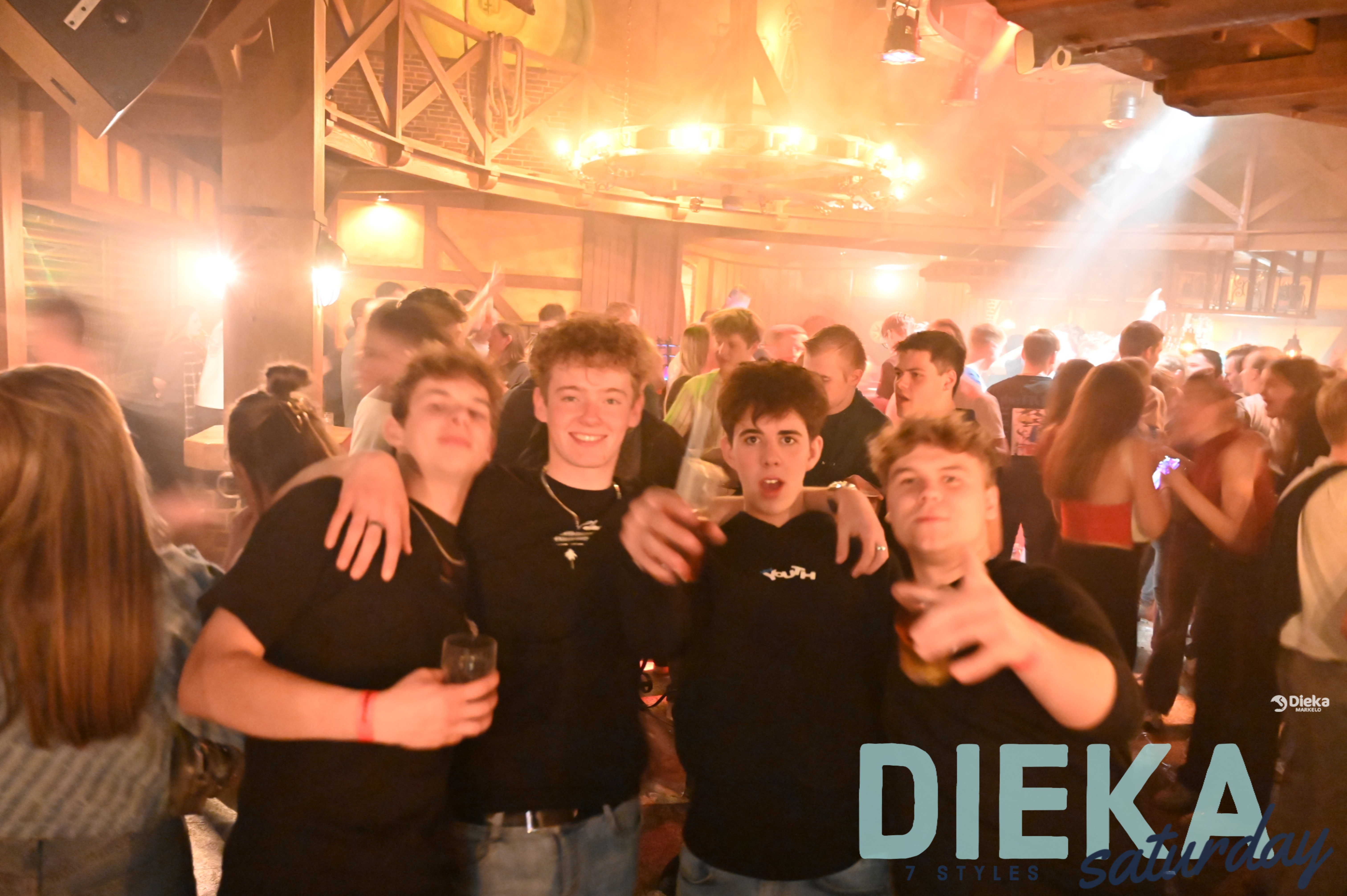 DSC 2002
