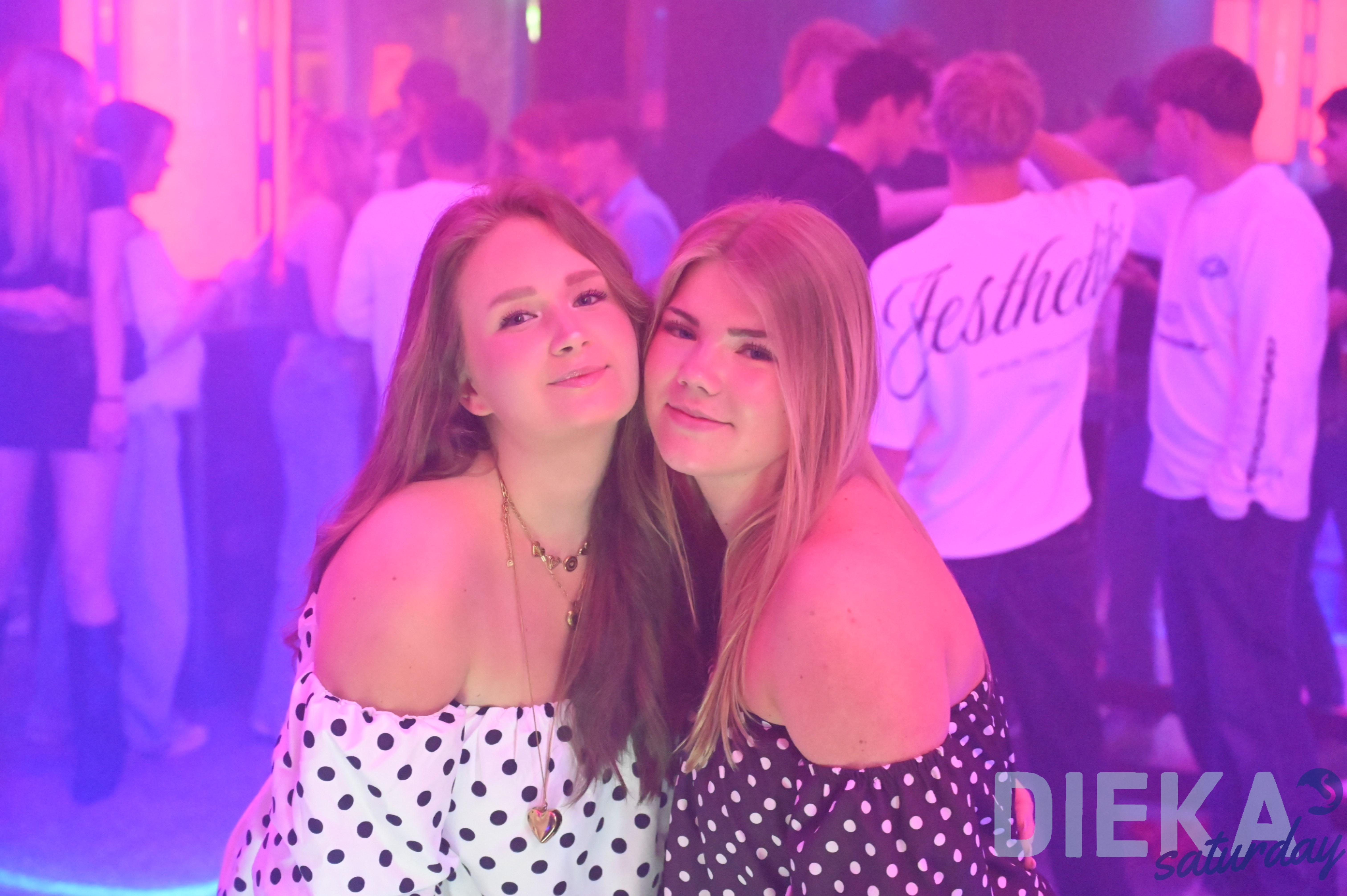 DSC 6061